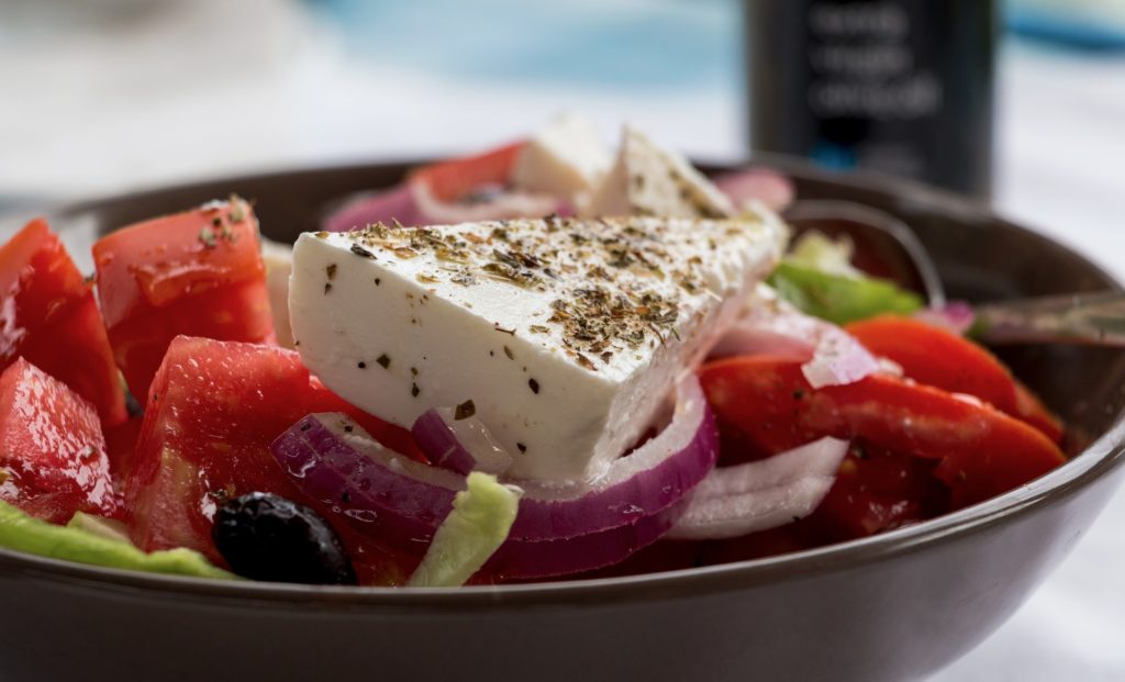 Schaal met Griekse salade